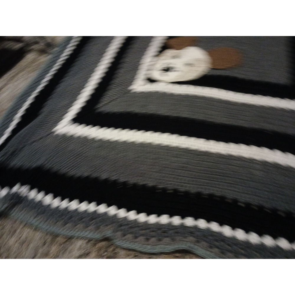 Dog‎ Lovers Handmade Crochet Knit Couch Cover 52in Granny Square Vintage Blanket - Picture 13 of 16